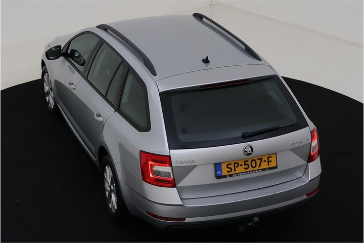 Photo 4 VIN: TMBJR9NE7J0318640 - SKODA OCTAVIA 