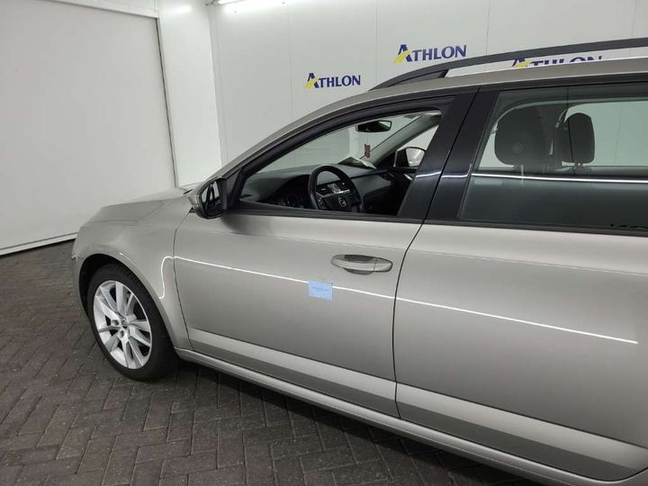 Photo 14 VIN: TMBJR9NE7K0113756 - SKODA OCTAVIA 