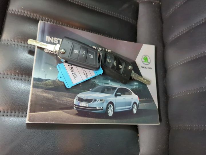 Photo 12 VIN: TMBJR9NE9K0252397 - SKODA OCTAVIA 