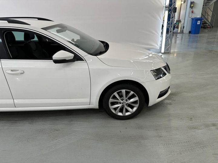 Photo 11 VIN: TMBJR9NEXL0165755 - SKODA OCTAVIA 