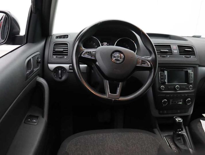 Photo 9 VIN: TMBJT65L6F6037917 - SKODA YETI 