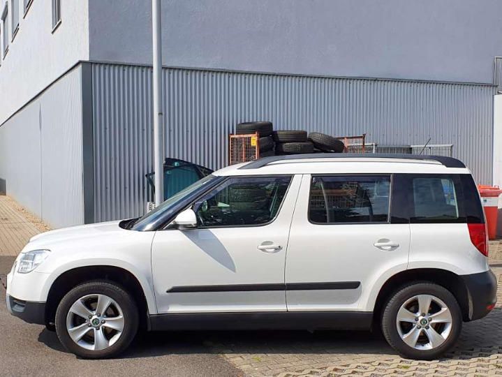 Photo 3 VIN: TMBJT95L9D6087211 - SKODA YETI 