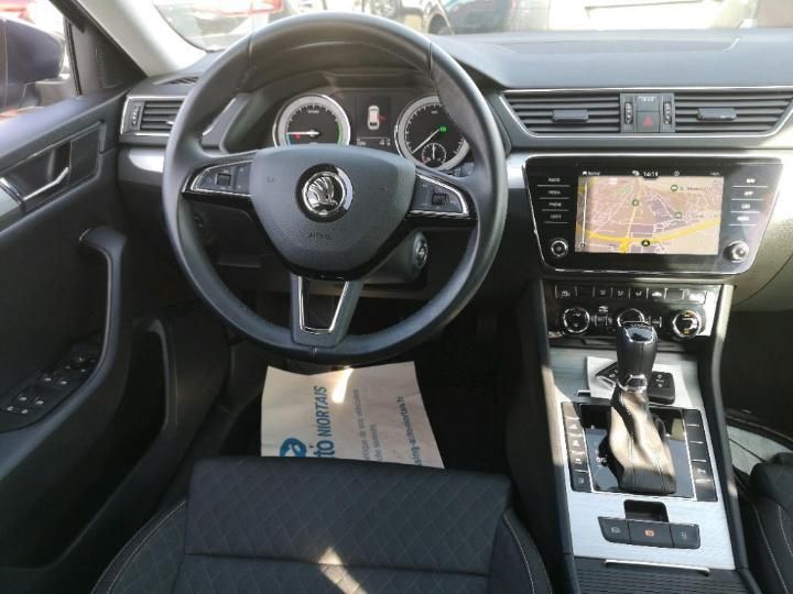 Photo 4 VIN: TMBJW7NP3L7058679 - SKODA SUPERB 