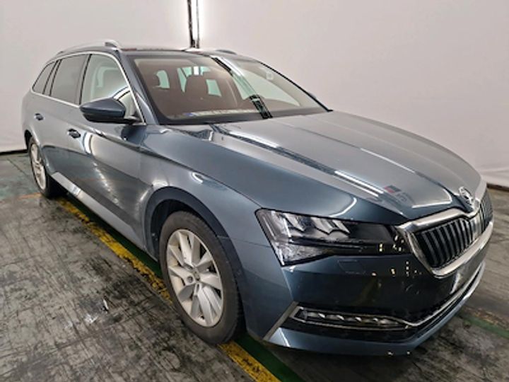 Photo 1 VIN: TMBJW7NP3M7037459 - SKODA SUPERB 