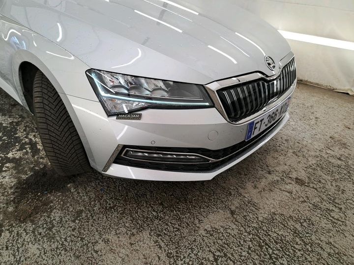 Photo 21 VIN: TMBJW7NP7M7015643 - SKODA SUPERB 