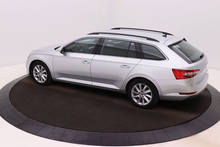 Photo 2 VIN: TMBJW7NP8L7066809 - SKODA SUPERB 