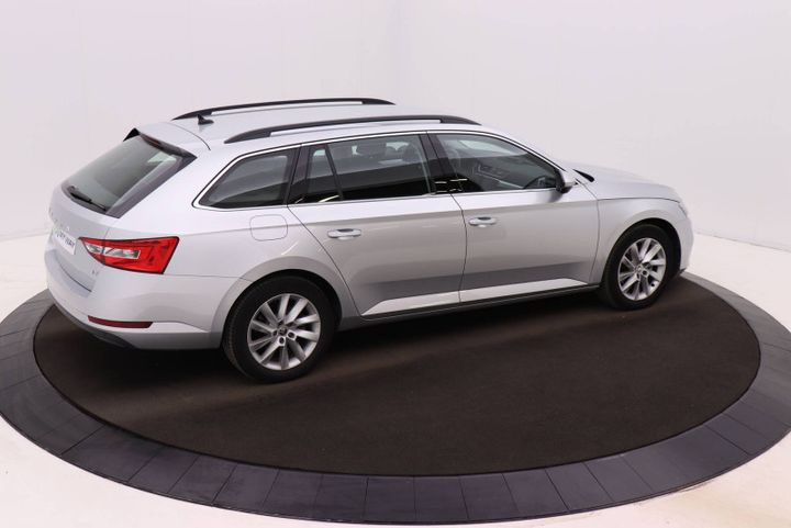 Photo 9 VIN: TMBJW7NP8L7066809 - SKODA SUPERB 