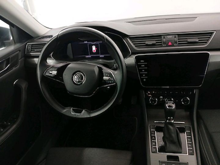 Photo 7 VIN: TMBJW7NPXM7037734 - SKODA SUPERB 