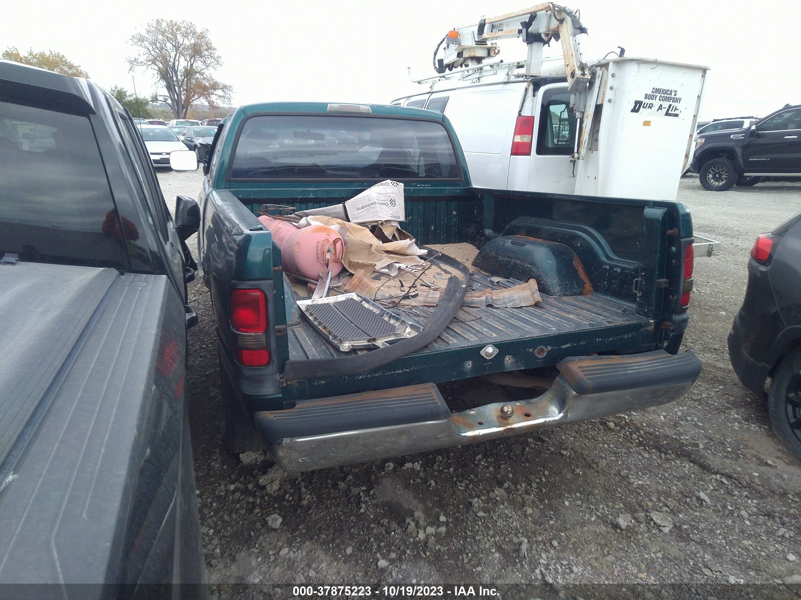 Photo 2 VIN: TMBKP6NJ8MZ011578 - DODGE RAM 