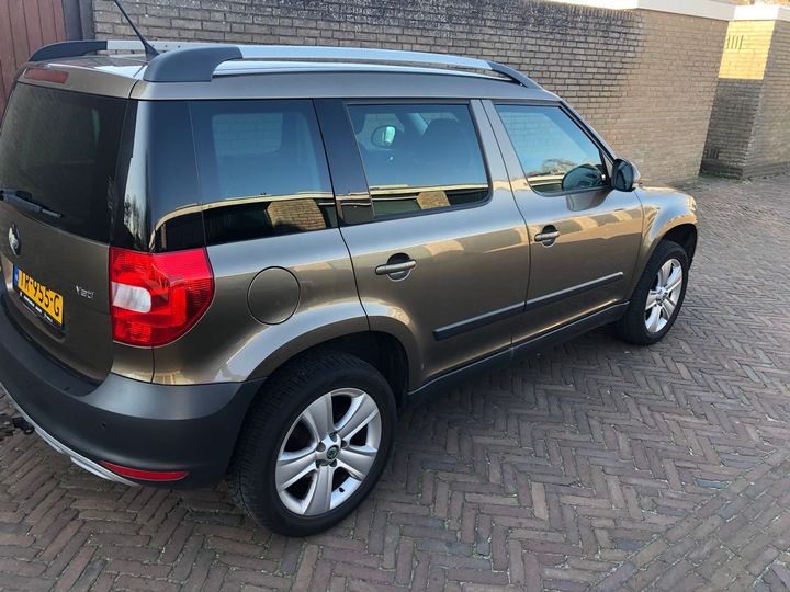 Photo 3 VIN: TMBLB75L1B6041370 - SKODA YETI 