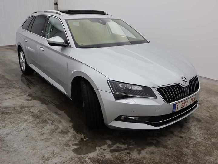 Photo 8 VIN: TMBLH9NP9H7558366 - SKODA SUPERB 