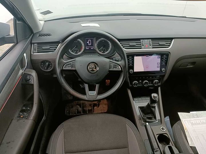 Photo 9 VIN: TMBLJ7NE3J0274687 - SKODA OCTAVIA 