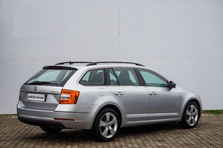 Photo 3 VIN: TMBLJ7NE9J0084568 - SKODA OCTAVIA 