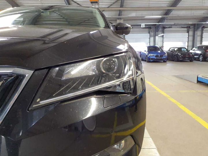 Photo 24 VIN: TMBLJ7NP5J7602619 - SKODA SUPERB 