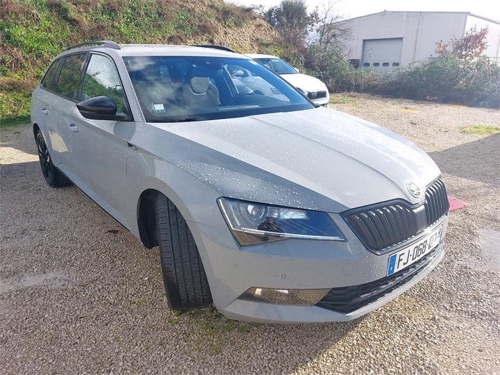 Photo 10 VIN: TMBLJ7NP8K7065326 - SKODA SUPERB COMBI 