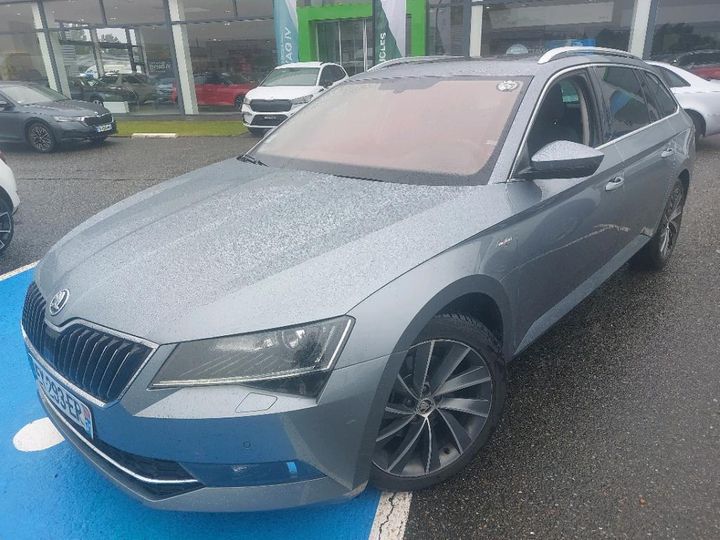 Photo 1 VIN: TMBLJ7NP9J7600369 - SKODA SUPERB 