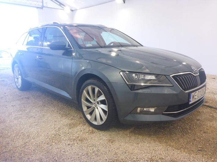 Photo 2 VIN: TMBLJ7NPXK7043893 - SKODA SUPERB 