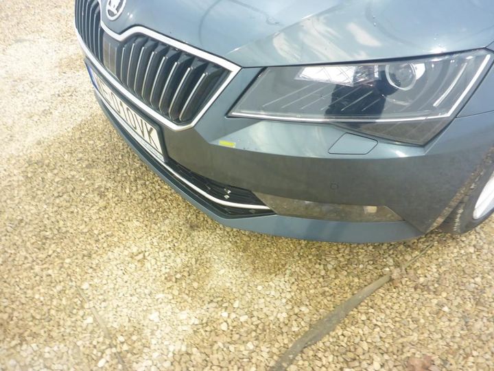 Photo 35 VIN: TMBLJ7NPXK7043893 - SKODA SUPERB 