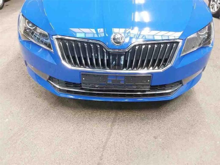 Photo 31 VIN: TMBLJ7NPXK7044476 - SKODA SUPERB 