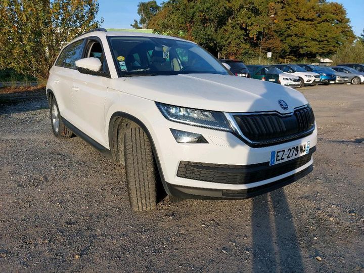 Photo 8 VIN: TMBLJ7NS1J8085396 - SKODA KODIAQ 