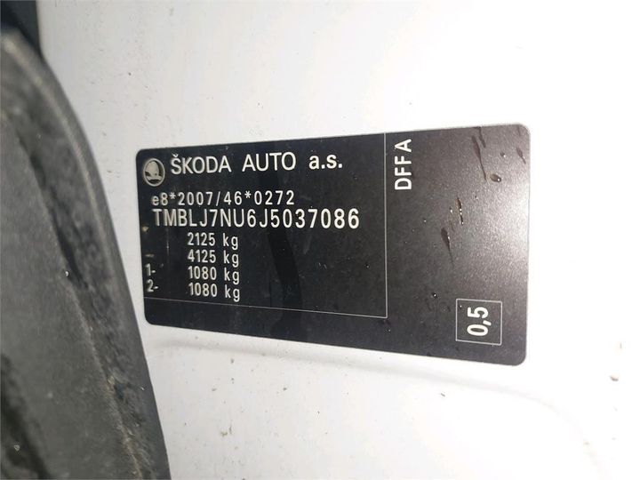 Photo 16 VIN: TMBLJ7NU6J5037086 - SKODA KAROQ 