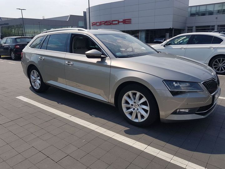 Photo 4 VIN: TMBLJ9NP0J7594523 - SKODA SUPERB 