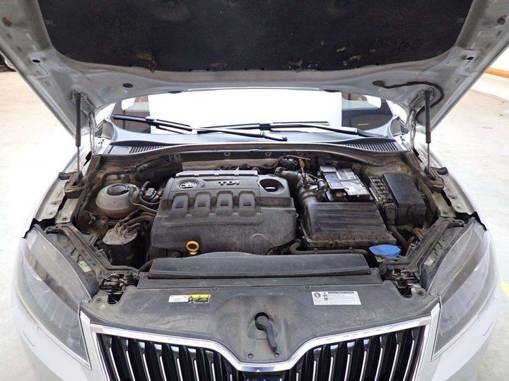 Photo 6 VIN: TMBLJ9NP5J7588362 - SKODA SUPERB 