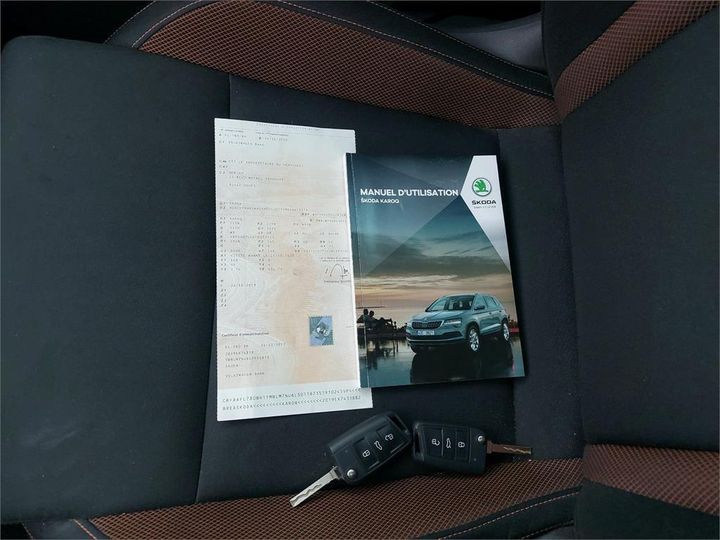 Photo 9 VIN: TMBLM7NU6L5011873 - SKODA KAROQ 