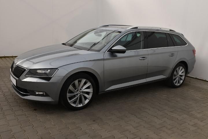 Photo 1 VIN: TMBLP7NP2K7048682 - SKODA SUPERB ESTATE 