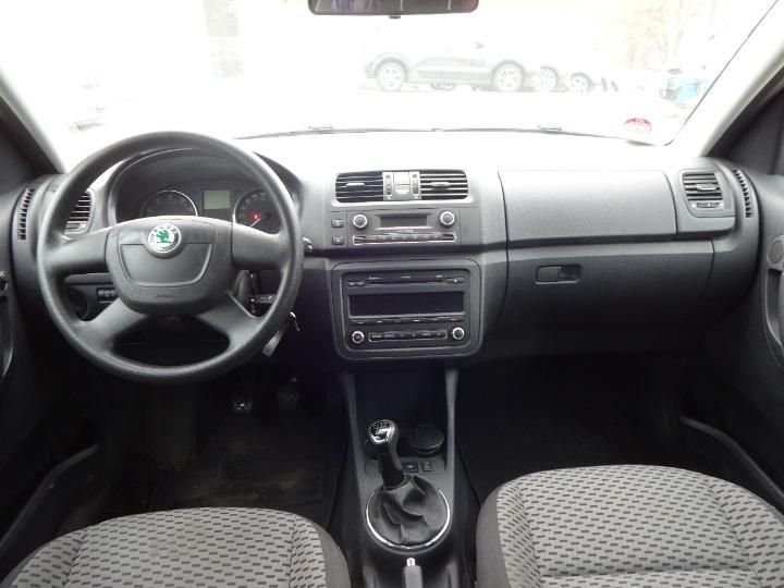 Photo 8 VIN: TMBNN65JXC7024152 - SKODA ROOMSTER 