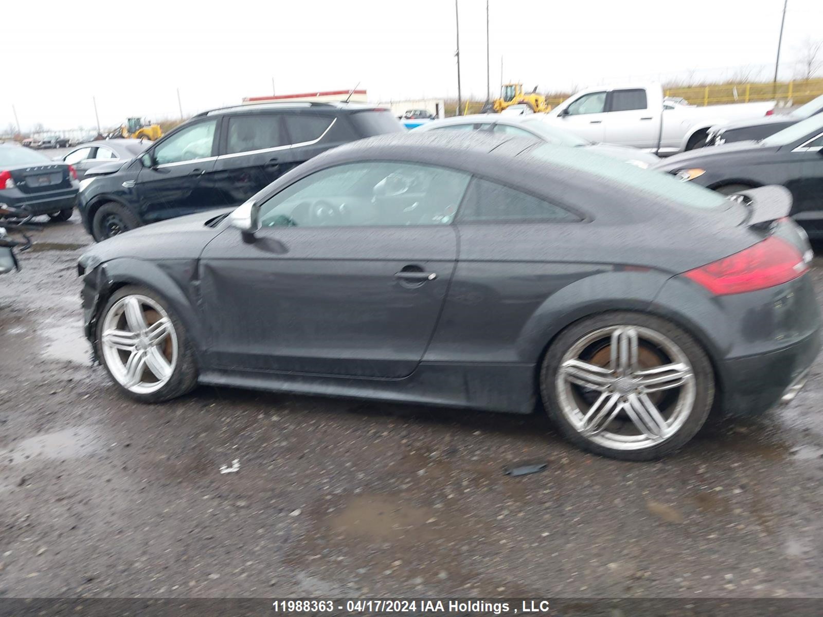 Photo 13 VIN: TRUB1AFK4B1001773 - AUDI TTS 