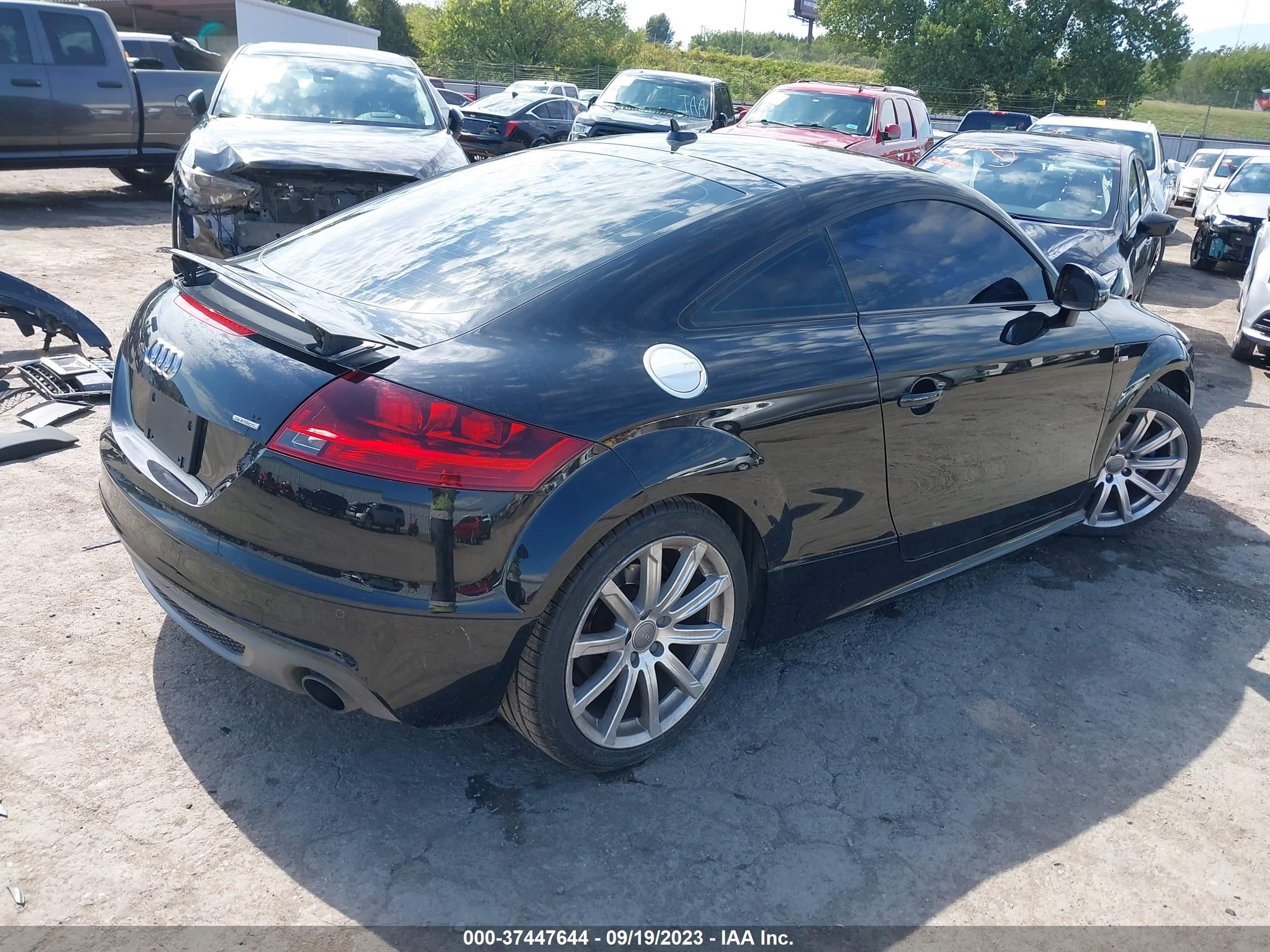 Photo 3 VIN: TRUBFAFKXE1009639 - AUDI TT 