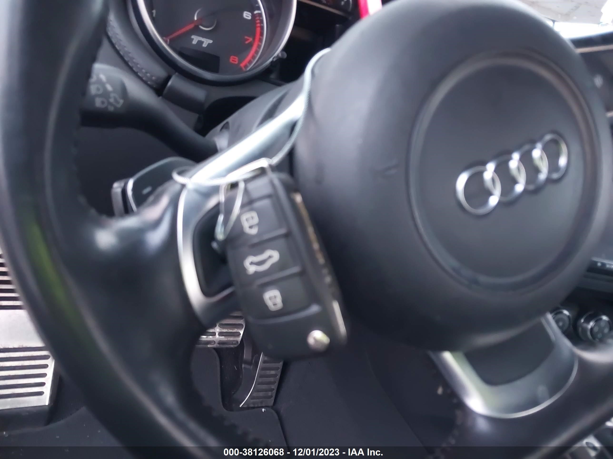 Photo 10 VIN: TRUHF38J691003448 - AUDI TT 