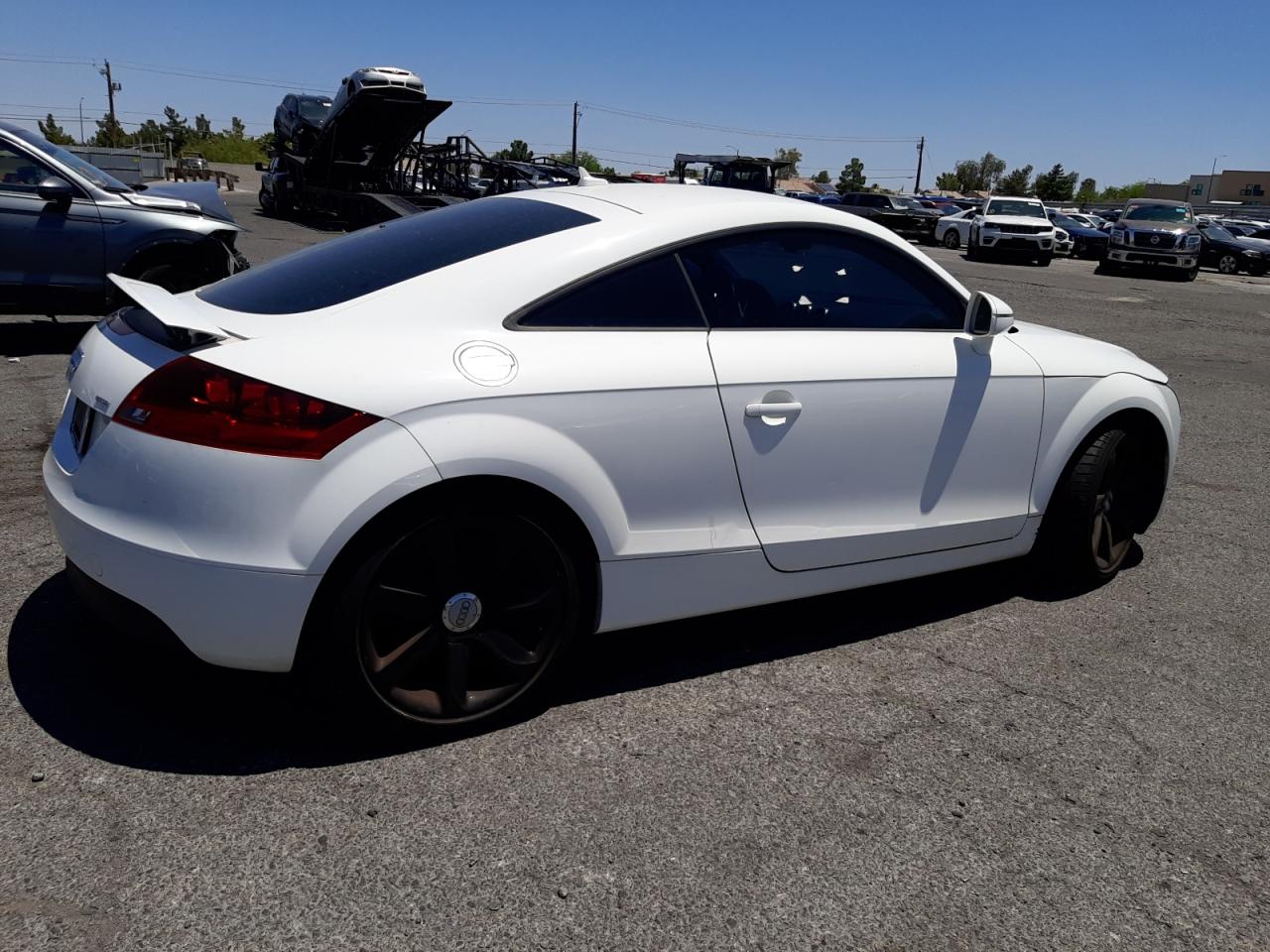 Photo 2 VIN: TRUKF38JX91017066 - AUDI TT 