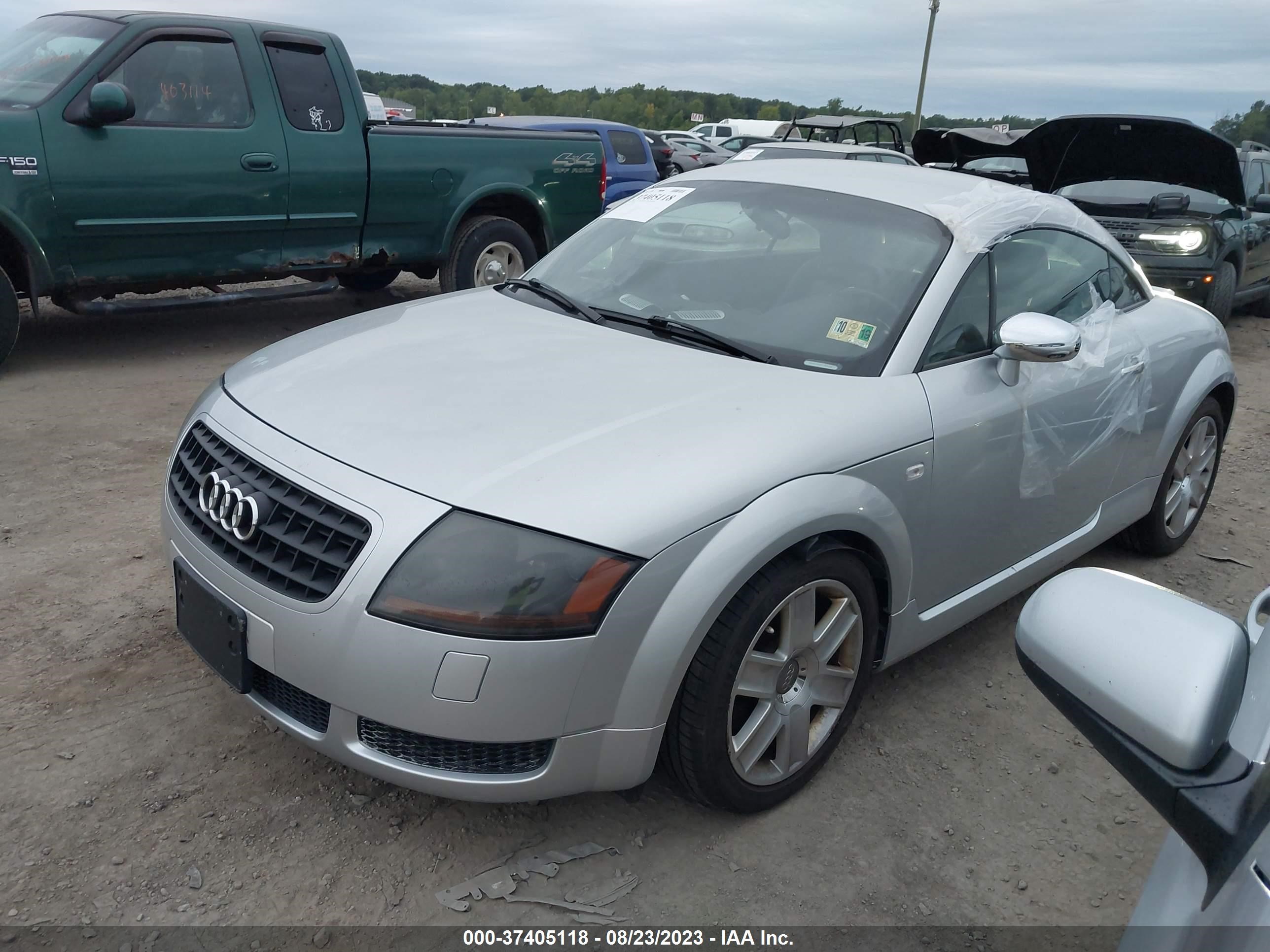 Photo 1 VIN: TRUSC28N031005585 - AUDI TT 