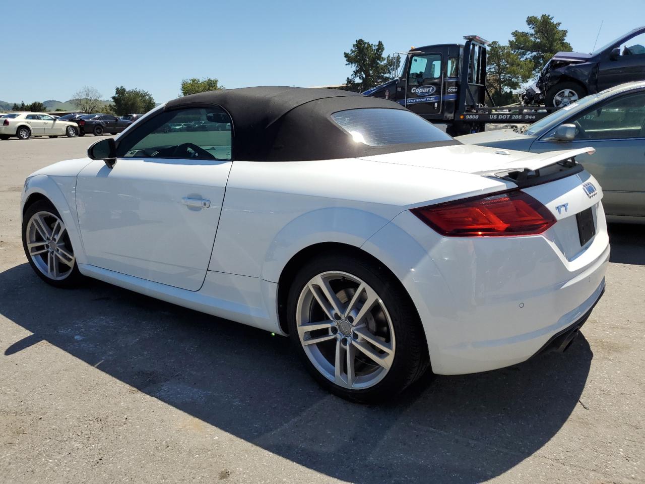 Photo 1 VIN: TRUT5CFV1H1011734 - AUDI TT 