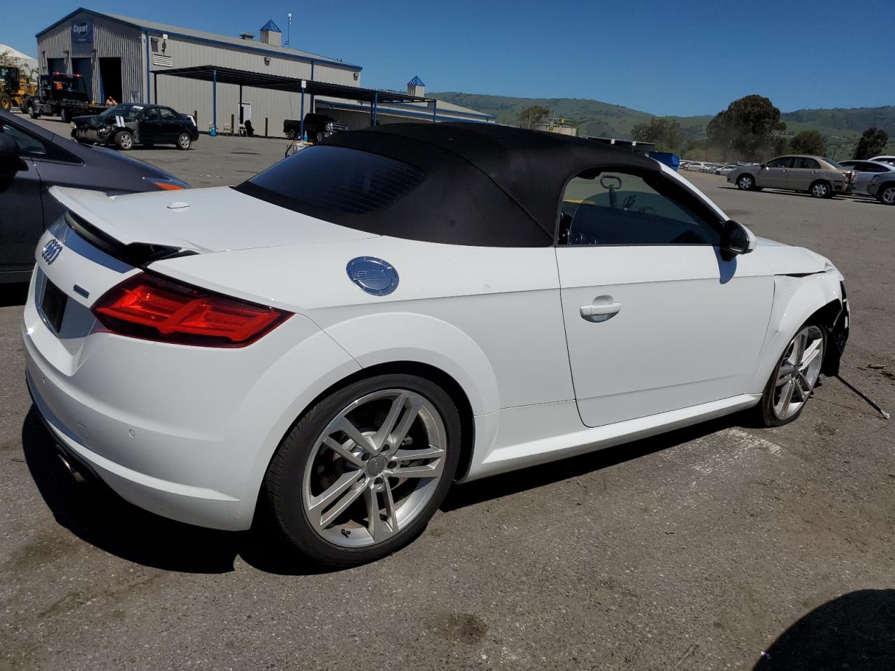 Photo 2 VIN: TRUT5CFV1H1011734 - AUDI TT 