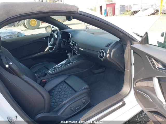 Photo 4 VIN: TRUT5CFV4J1007182 - AUDI TT 