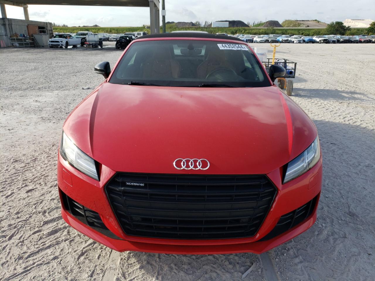 Photo 4 VIN: TRUT5CFV6H1000907 - AUDI TT 