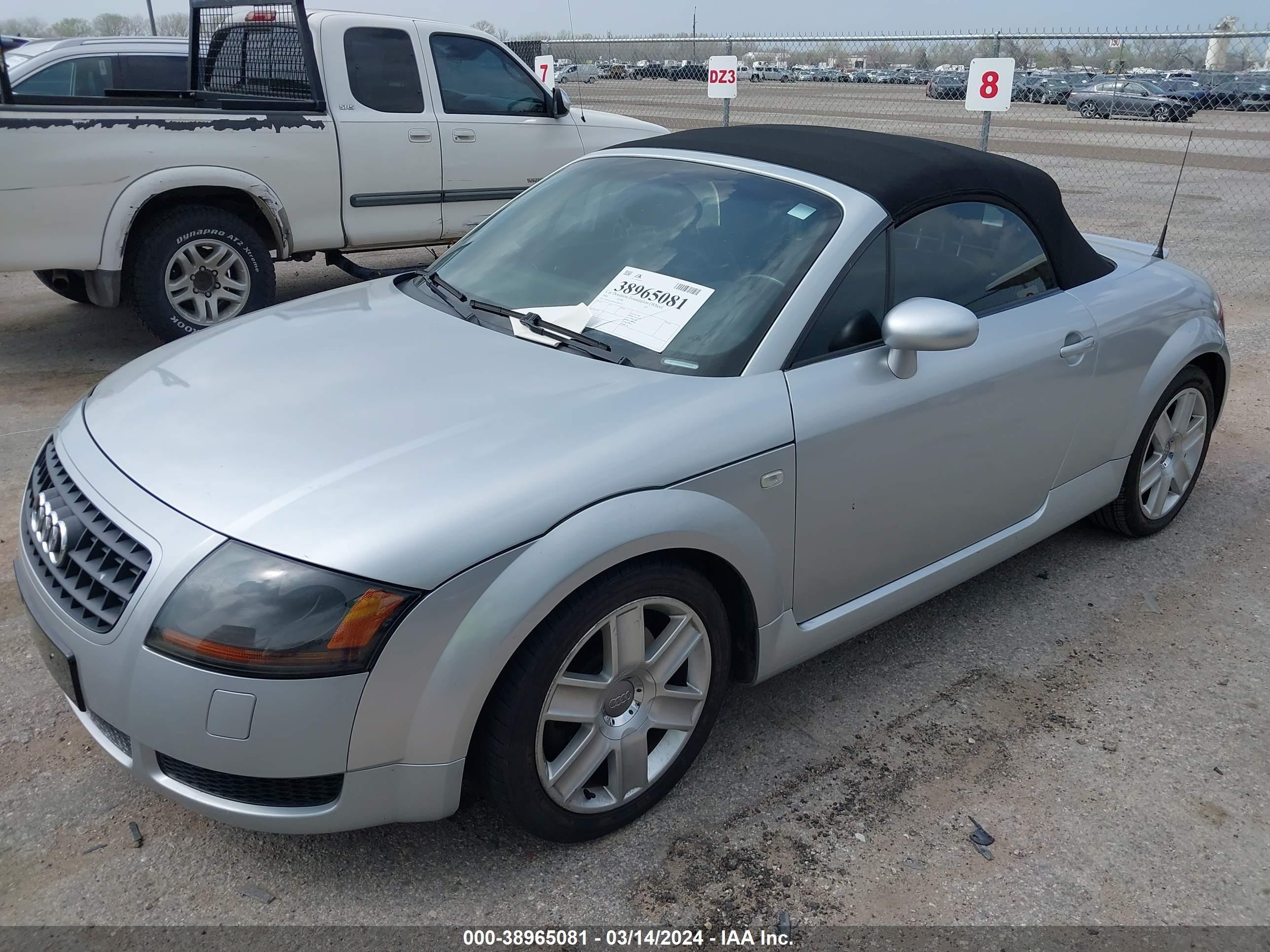 Photo 5 VIN: TRUTC28N041001073 - AUDI TT 