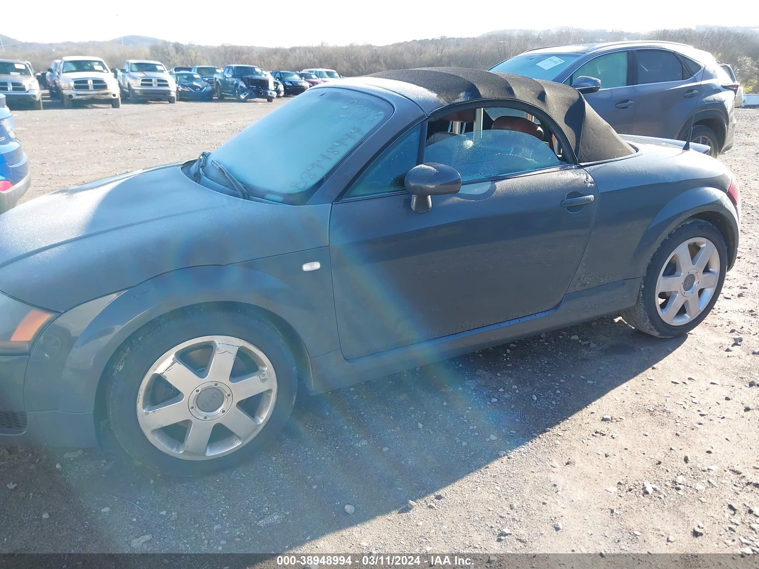 Photo 1 VIN: TRUTC28N121011222 - AUDI TT 