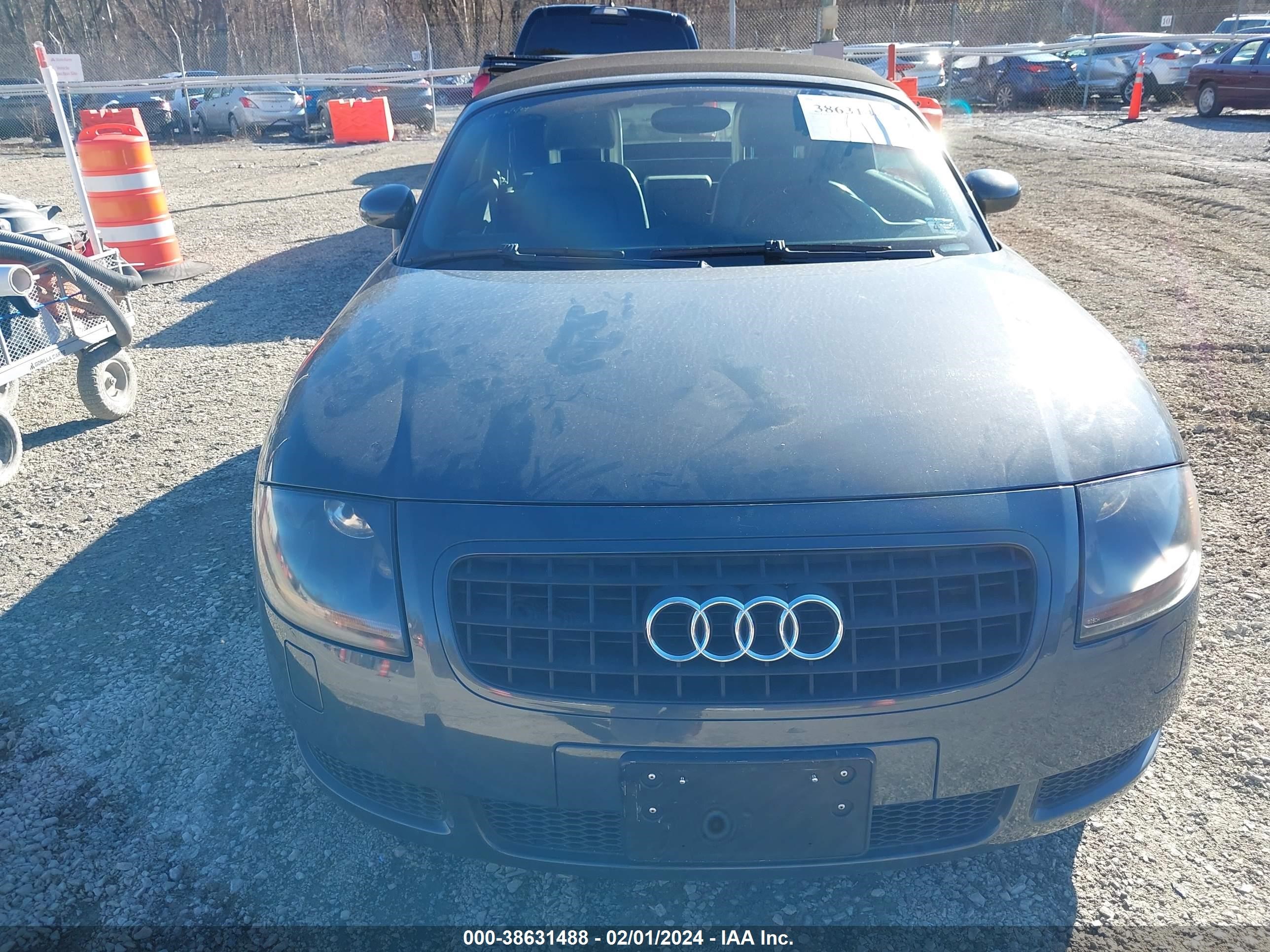 Photo 11 VIN: TRUTC28N341003187 - AUDI TT 