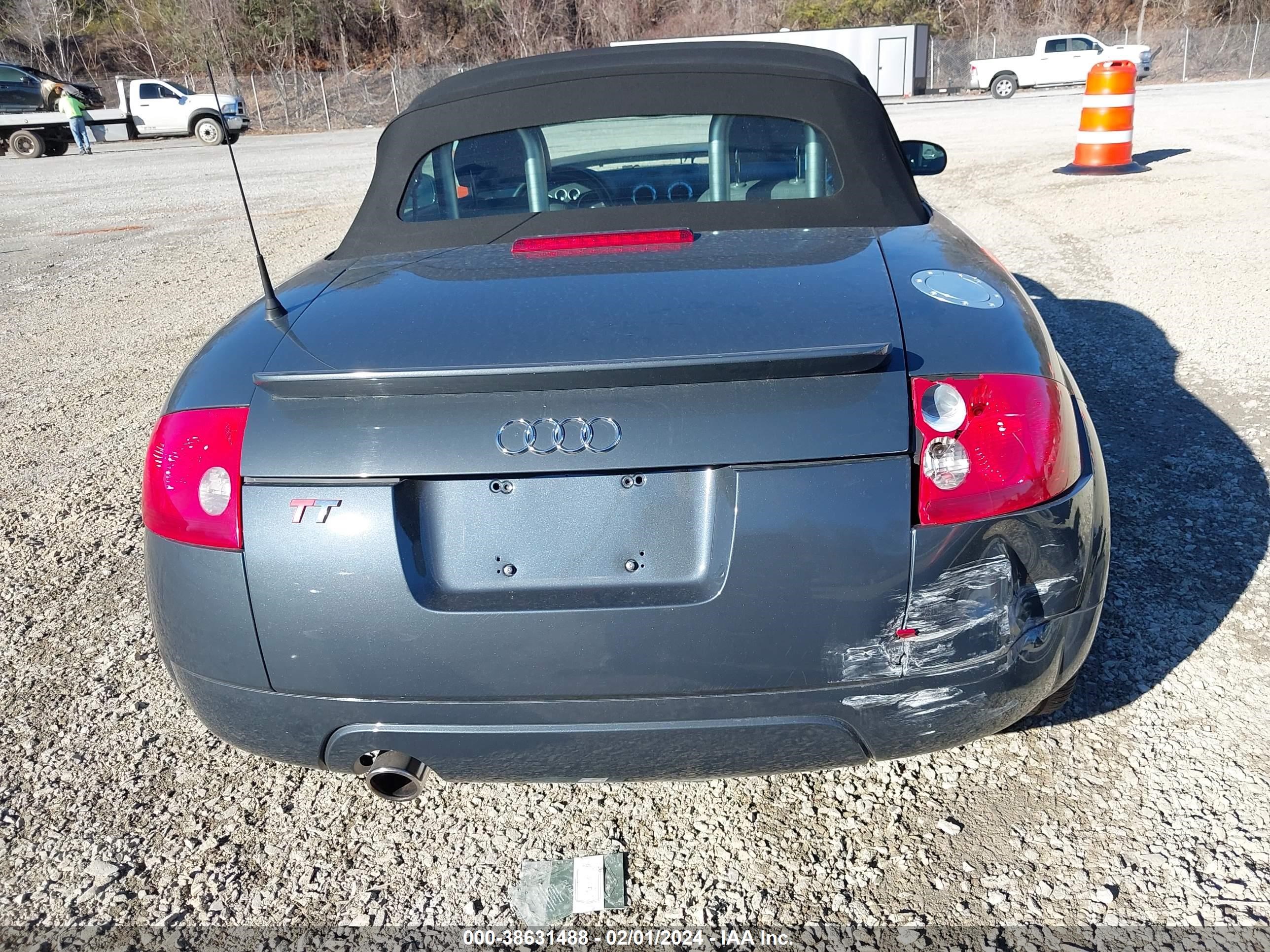 Photo 15 VIN: TRUTC28N341003187 - AUDI TT 