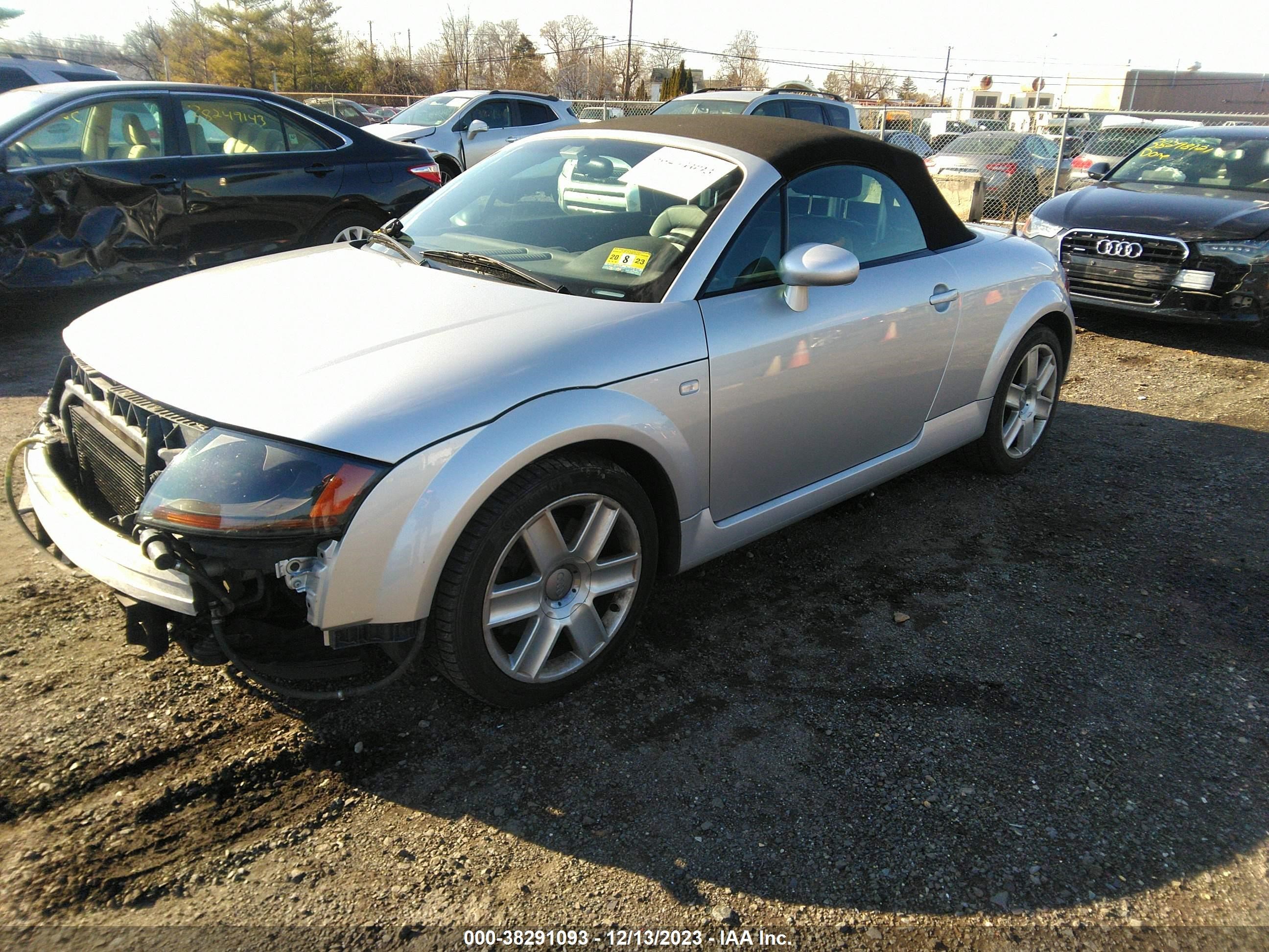 Photo 1 VIN: TRUTC28N831018671 - AUDI TT 