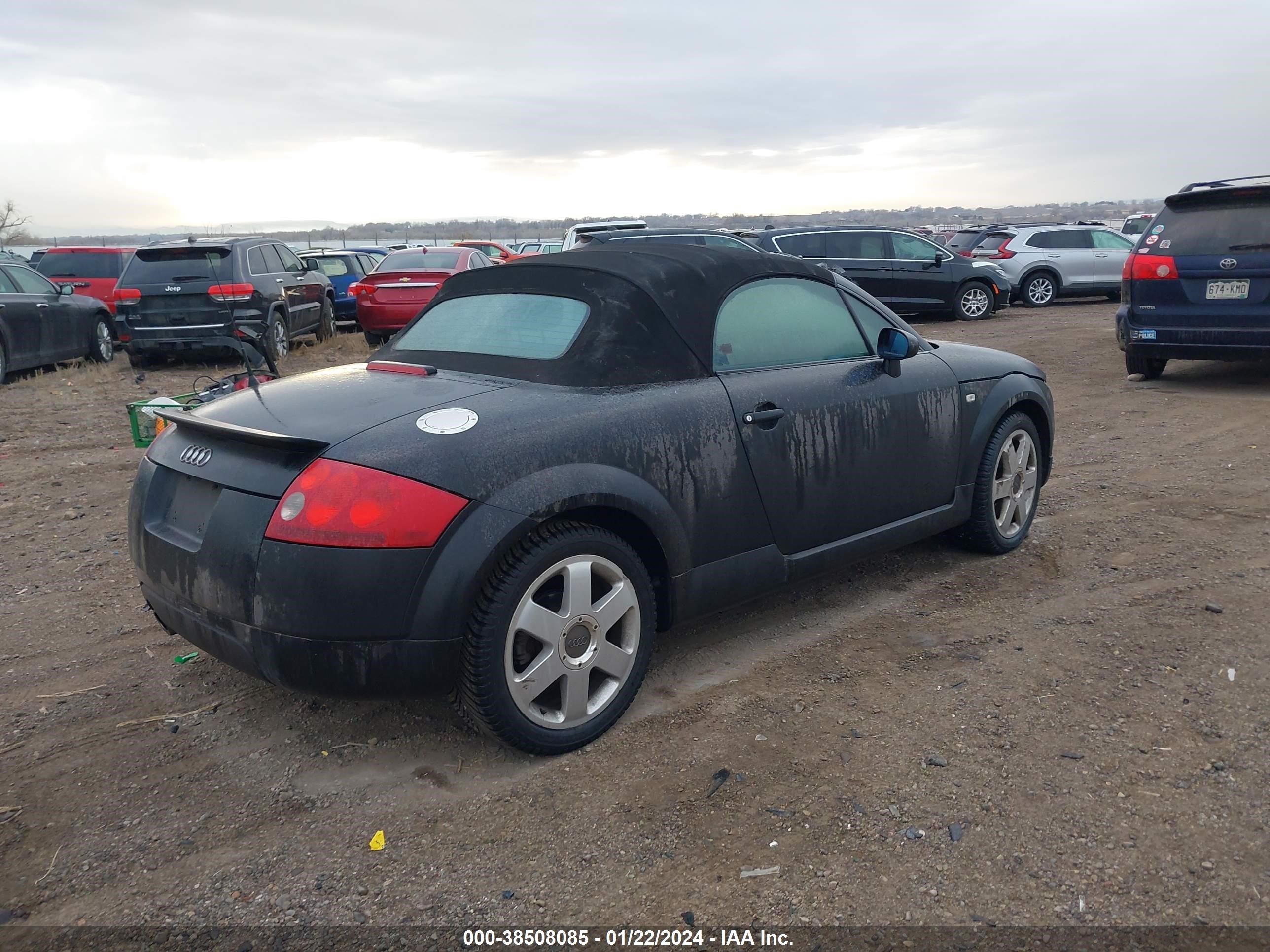 Photo 3 VIN: TRUTX28NX11027857 - AUDI TT 