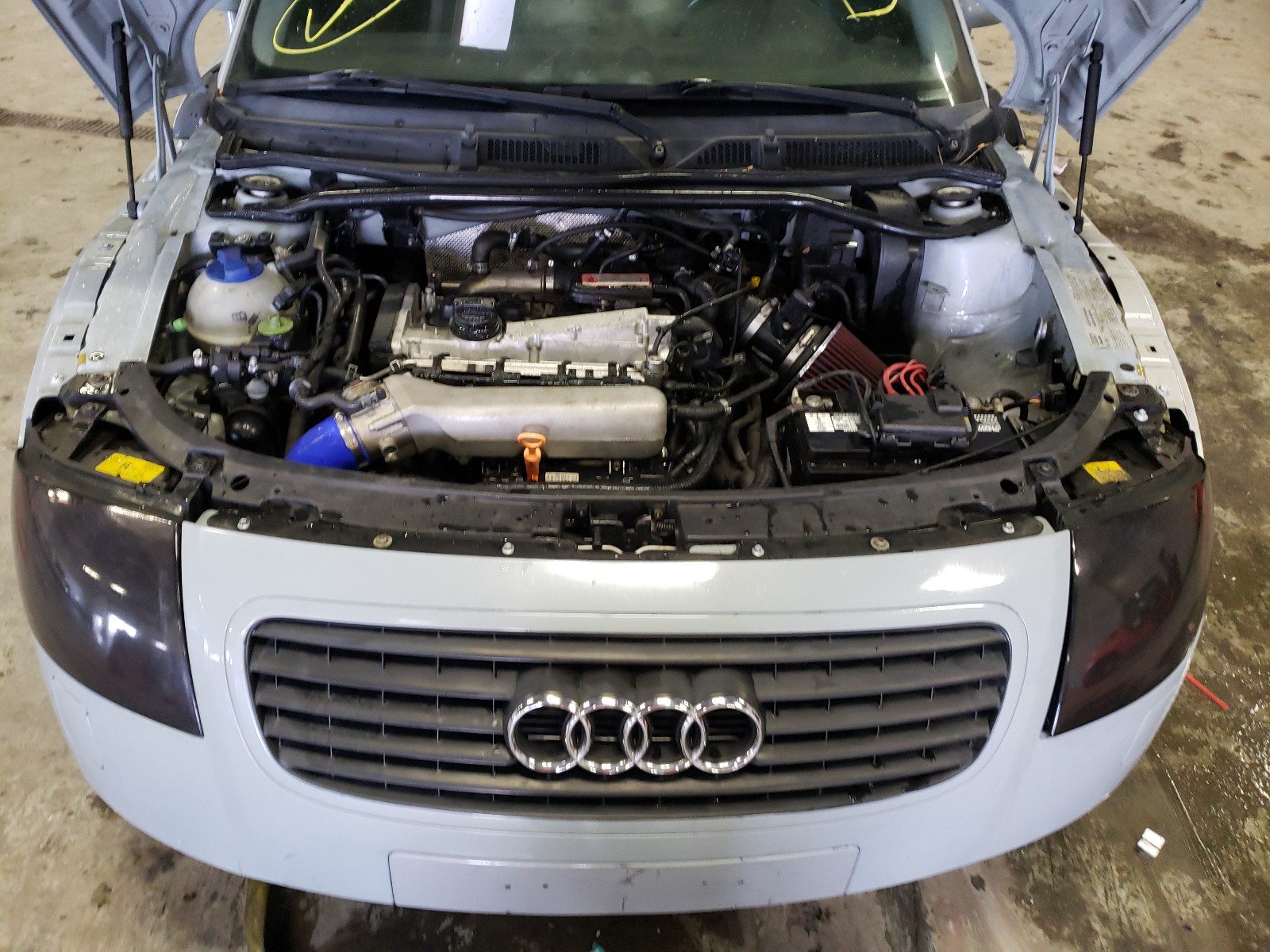 Photo 6 VIN: TRUUC28N2Y1051354 - AUDI TT QUATTRO 