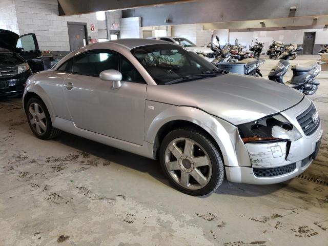 Photo 3 VIN: TRUUC28N5Y1055723 - AUDI TT 