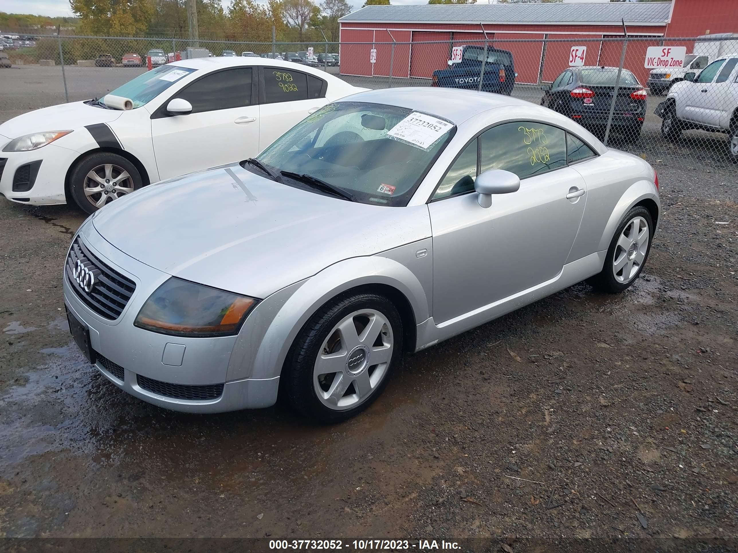 Photo 1 VIN: TRUUC28N9Y1008954 - AUDI TT 