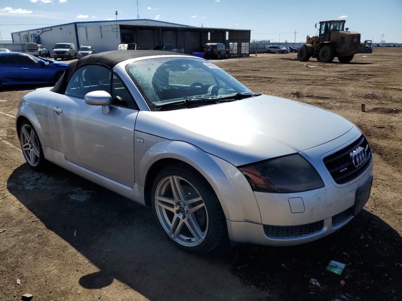 Photo 3 VIN: TRUUT28N041012823 - AUDI TT 