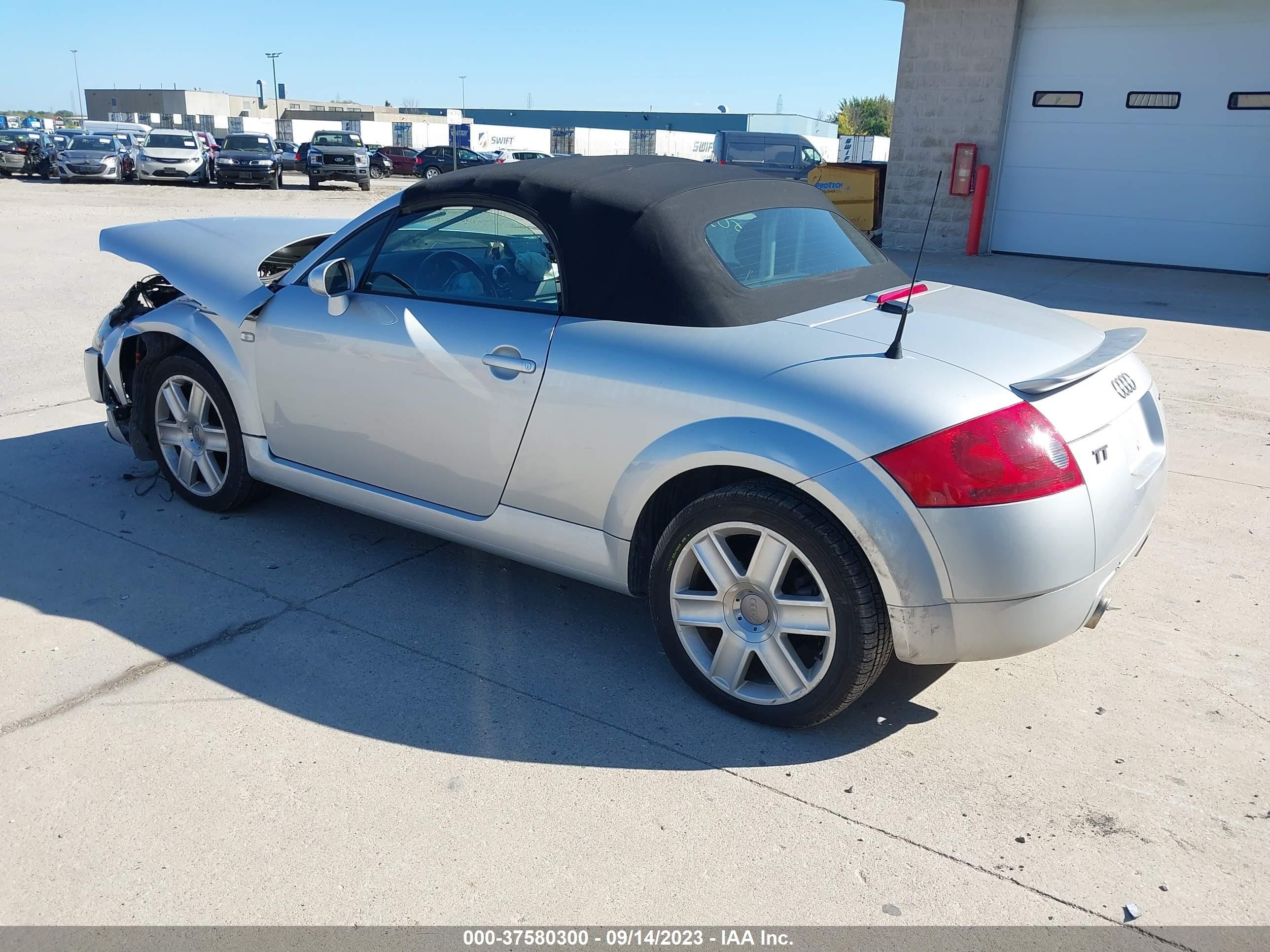 Photo 2 VIN: TRUUT28N561005806 - AUDI TT 